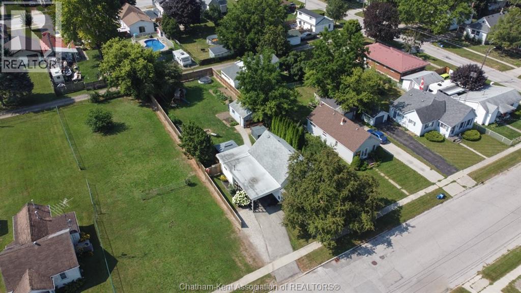 Photo 42 of 1131 Elgin Street, Wallaceburg ON