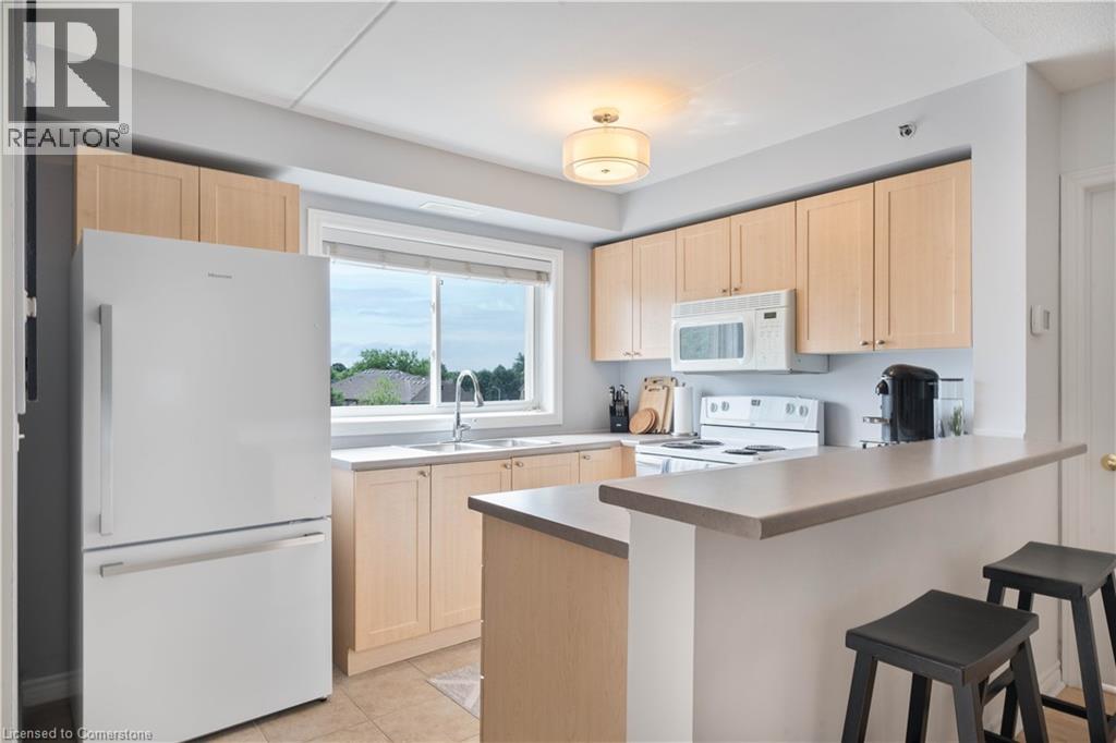 Photo 10 of 4450 Fairview Street Unit 304, Burlington ON