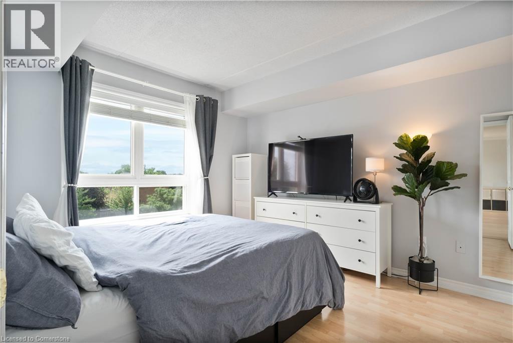 Photo 14 of 4450 Fairview Street Unit 304, Burlington ON