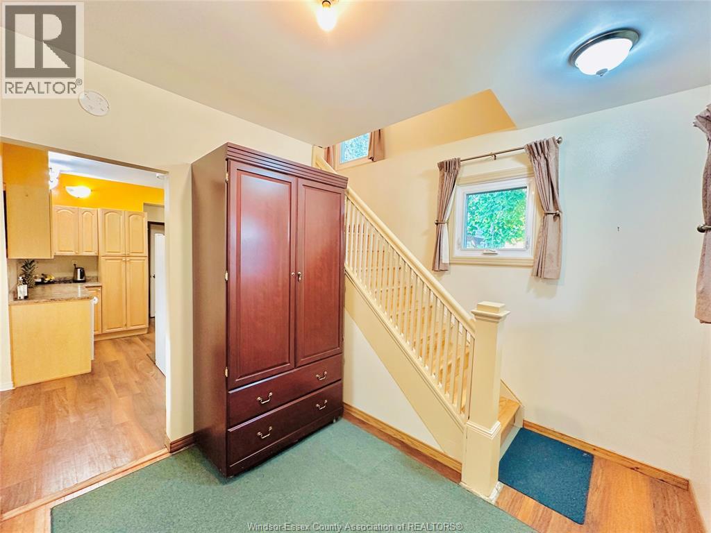 Photo 13 of 550 Allendale, Windsor ON