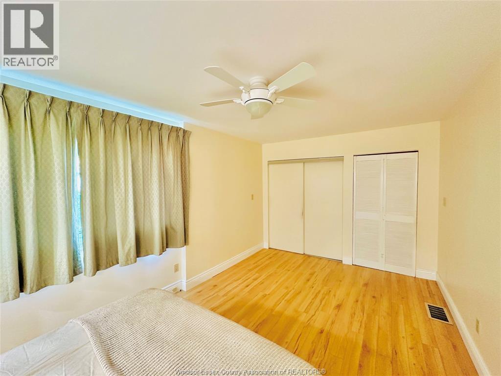 Photo 17 of 550 Allendale, Windsor ON