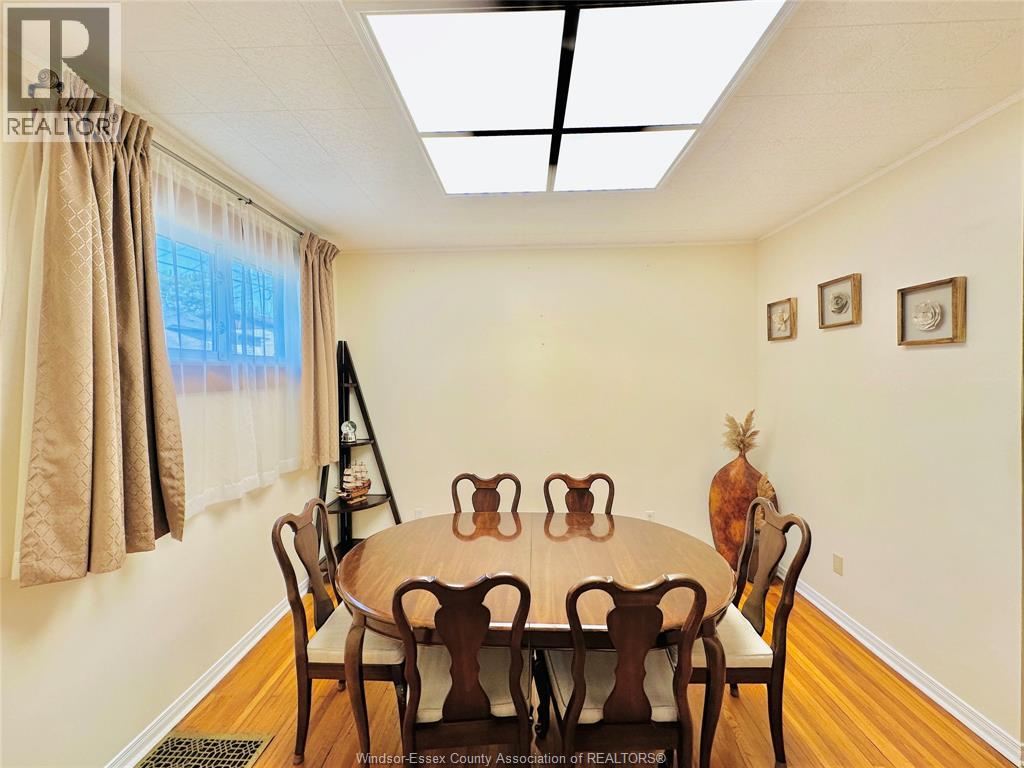 Photo 7 of 550 Allendale, Windsor ON