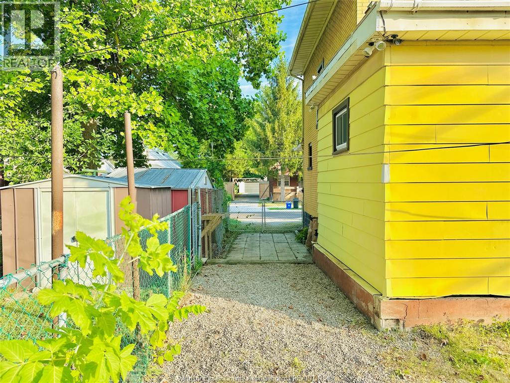 Photo 26 of 550 Allendale, Windsor ON