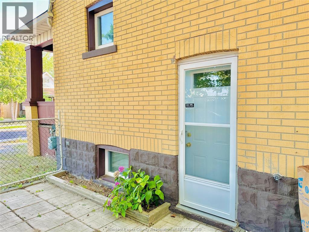 Photo 15 of 550 Allendale, Windsor ON