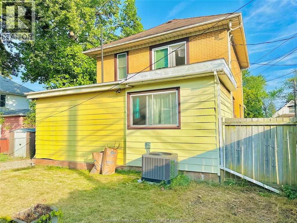 Photo 16 of 550 Allendale, Windsor ON