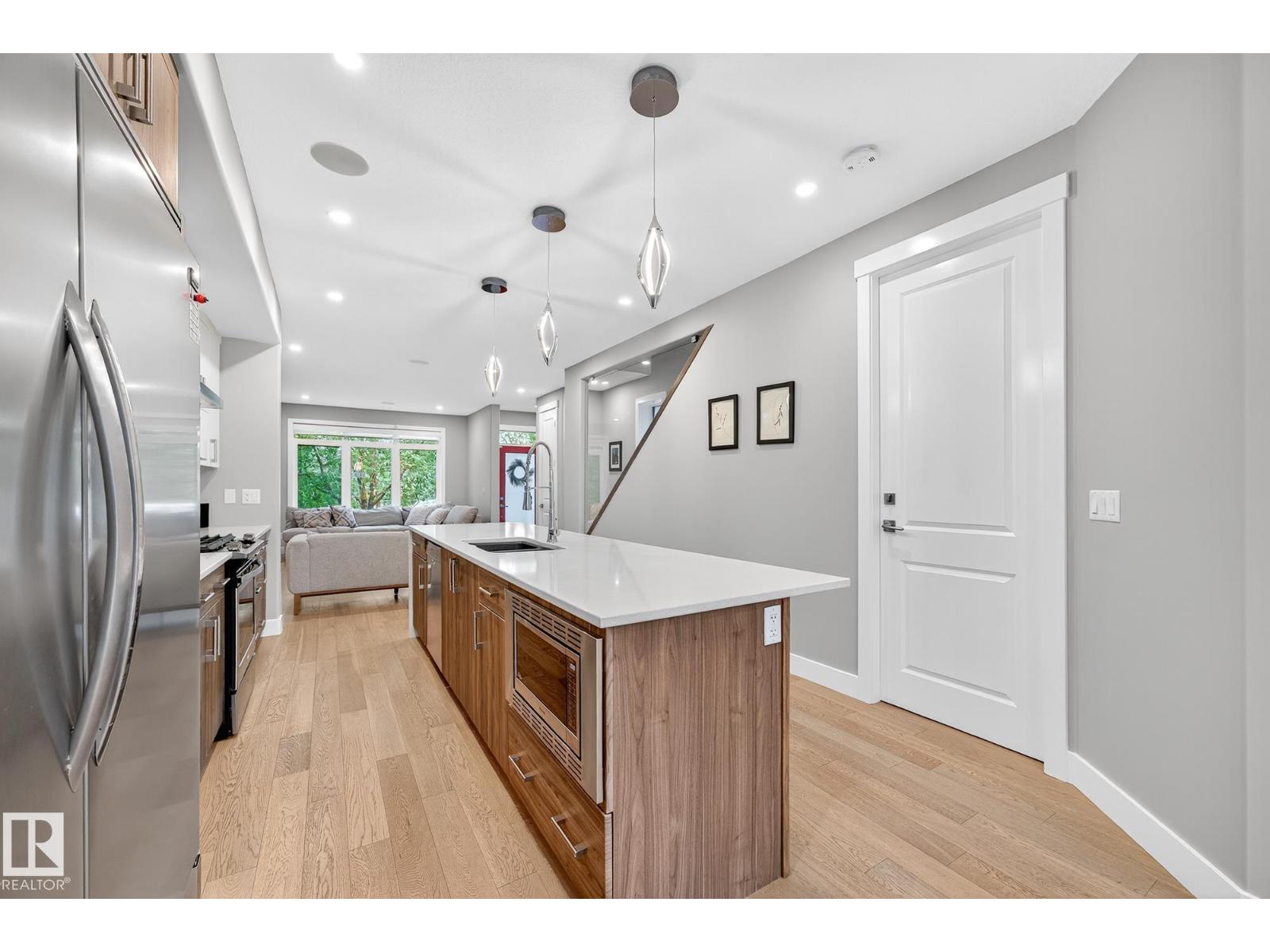 Photo 33 of 10813 123 St Nw, Edmonton AB