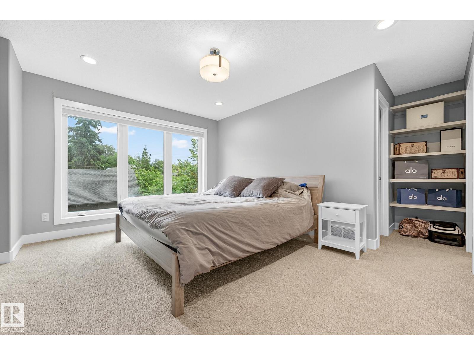 Photo 24 of 10813 123 St Nw, Edmonton AB