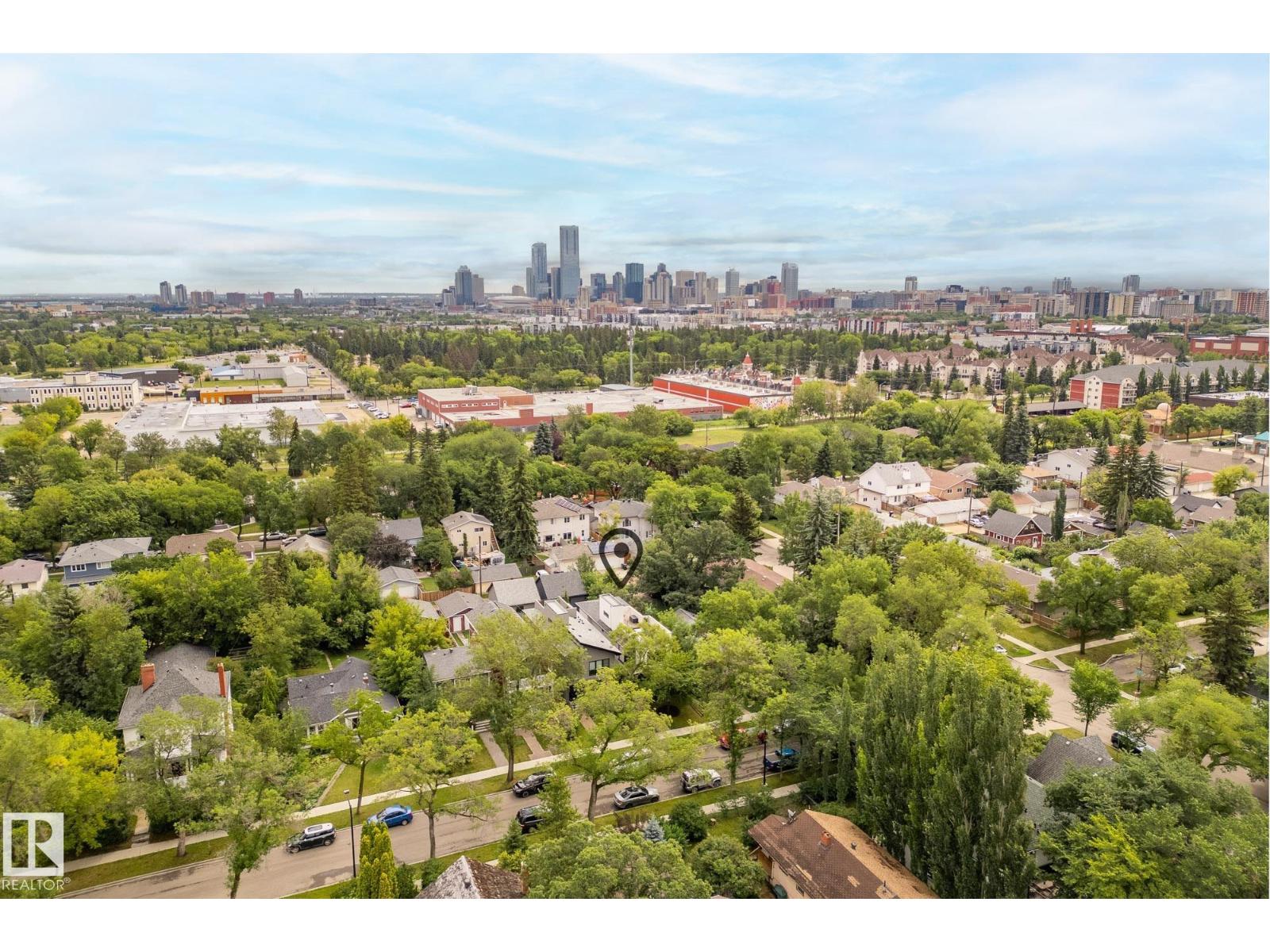 Photo 38 of 10813 123 St Nw, Edmonton AB
