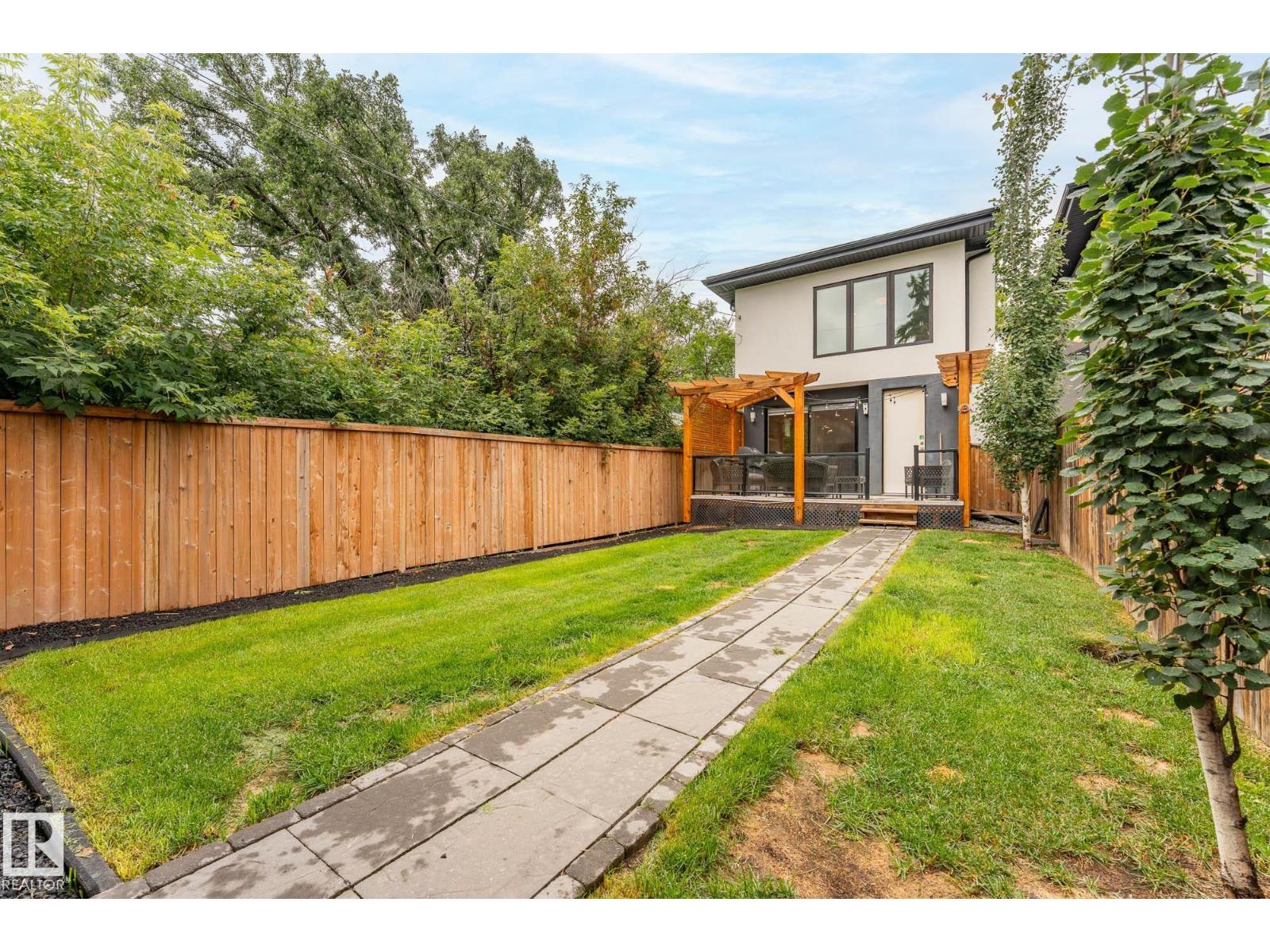 Photo 53 of 10813 123 St Nw, Edmonton AB
