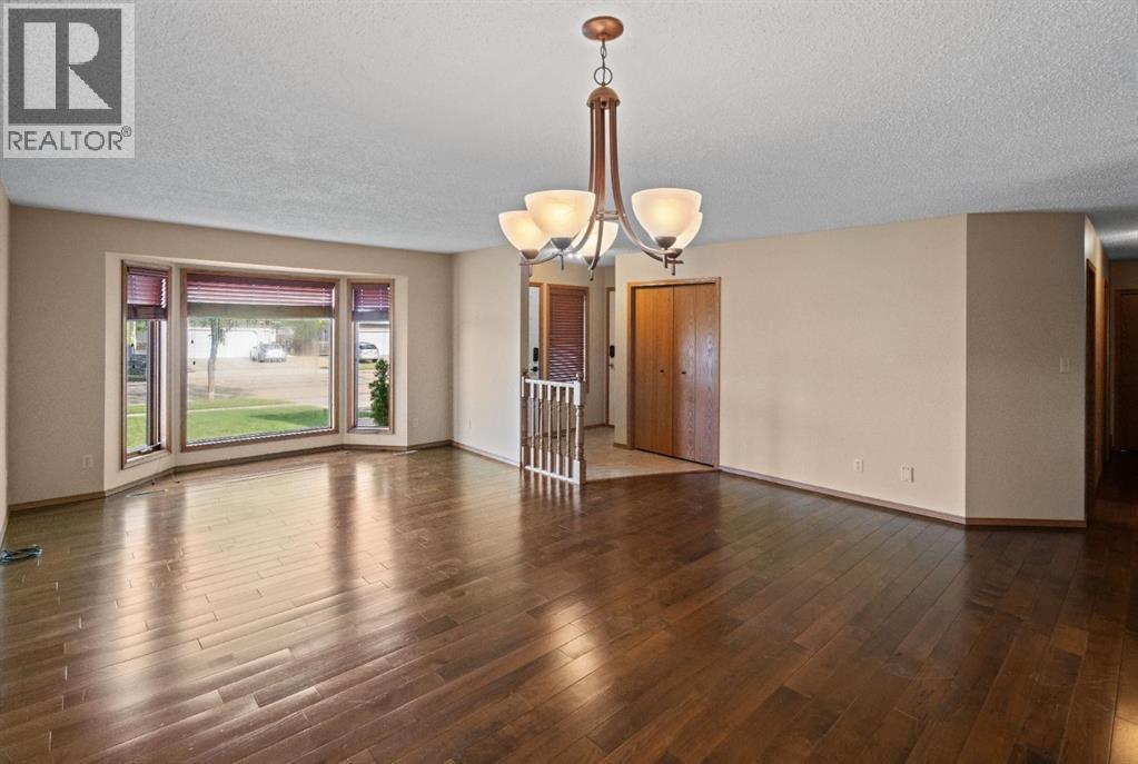 Single Family House Bungalow for Sale in   Street Victoria Park Camrose 