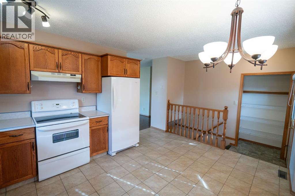 Single Family House Bungalow for Sale in   Street Victoria Park Camrose 