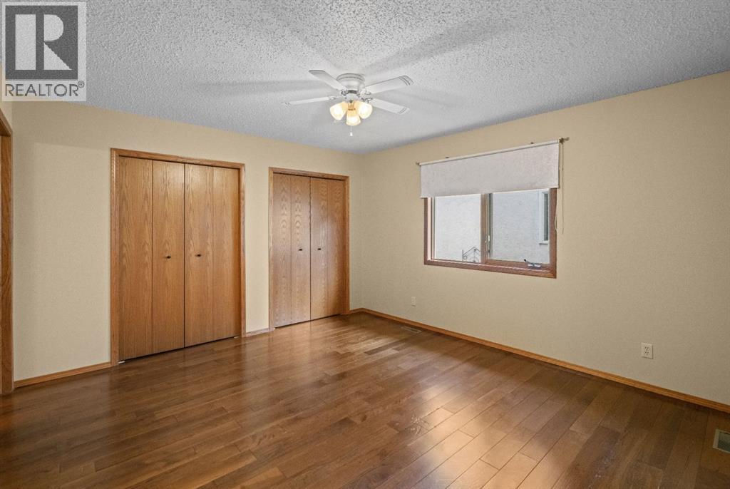 Single Family House Bungalow for Sale in   Street Victoria Park Camrose 