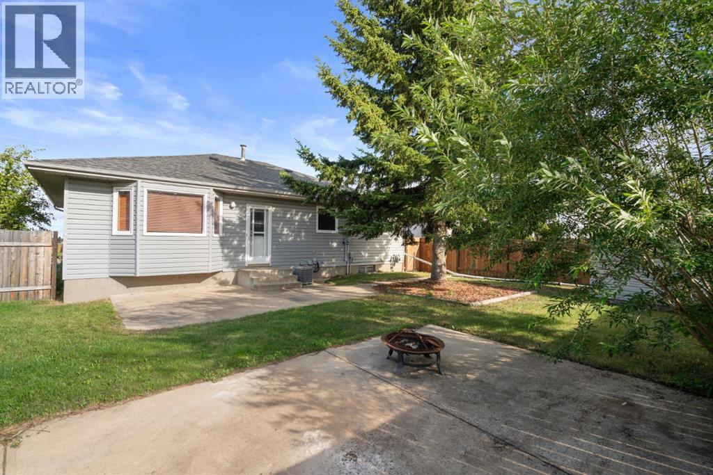 Single Family House Bungalow for Sale in   Street Victoria Park Camrose 