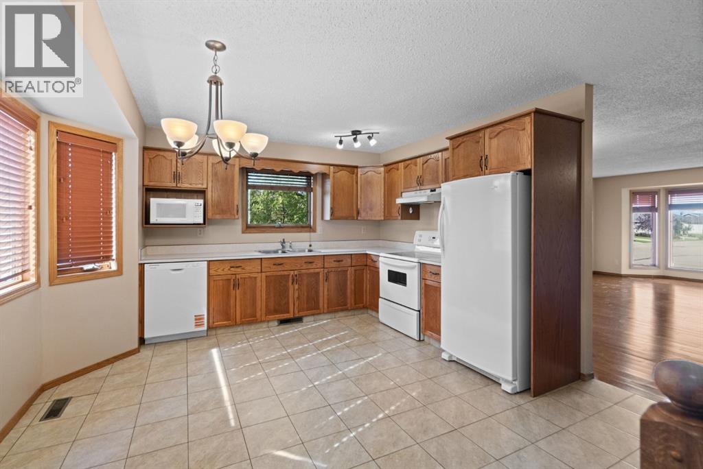 Single Family House Bungalow for Sale in   Street Victoria Park Camrose 