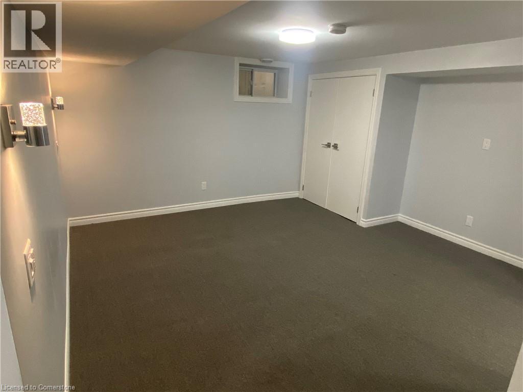 Photo 4 of 40 Kerman Avenue, Grimsby ON
