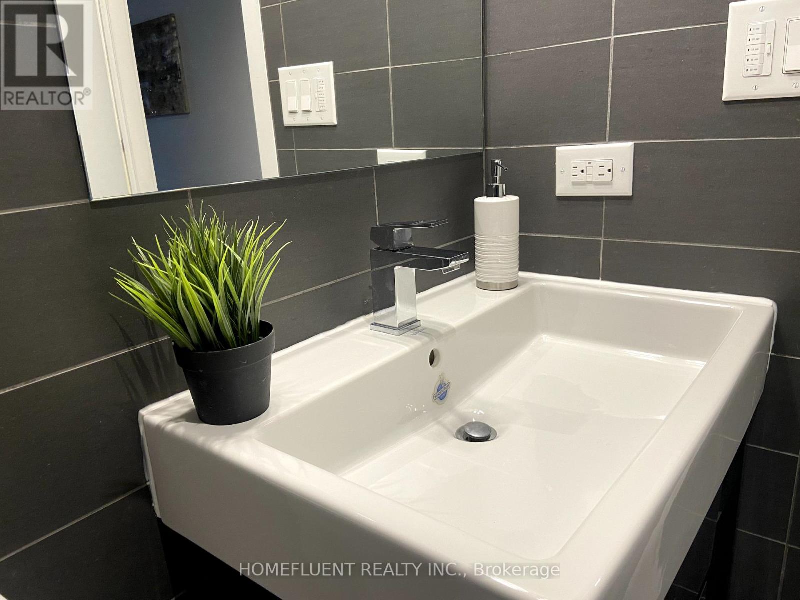 Photo 16 of 1604 199 Slater Street, Ottawa ON