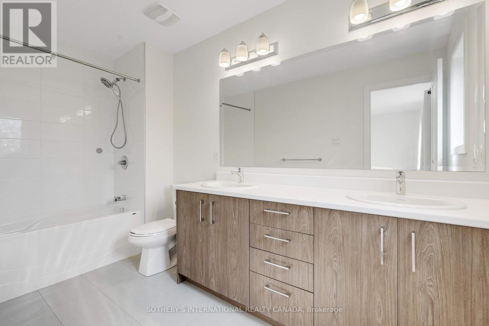 Photo 21 of 930 Serrano Street, Ottawa ON