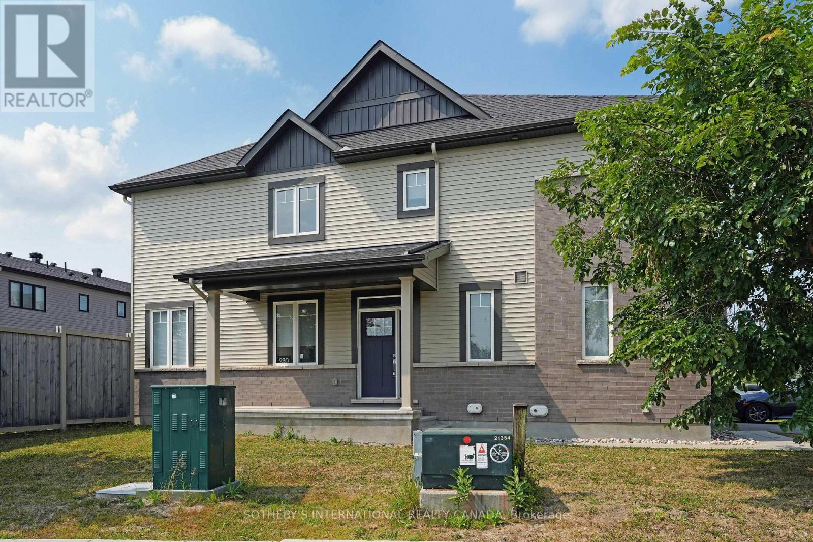 Photo 33 of 930 Serrano Street, Ottawa ON