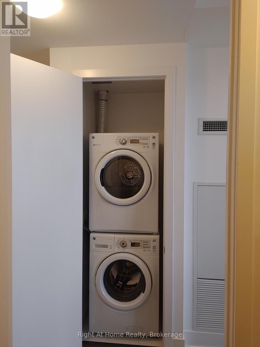 Photo 5 of Uph 03 38 Iannuzzi Street, Toronto ON