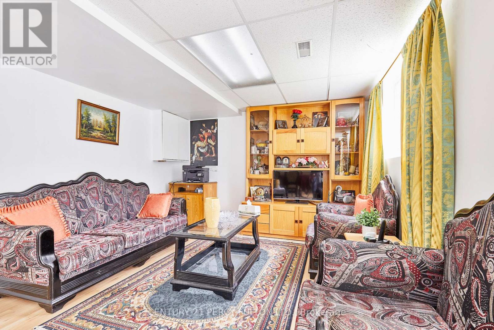 Photo 33 of 40 Farmview Crescent, Toronto ON