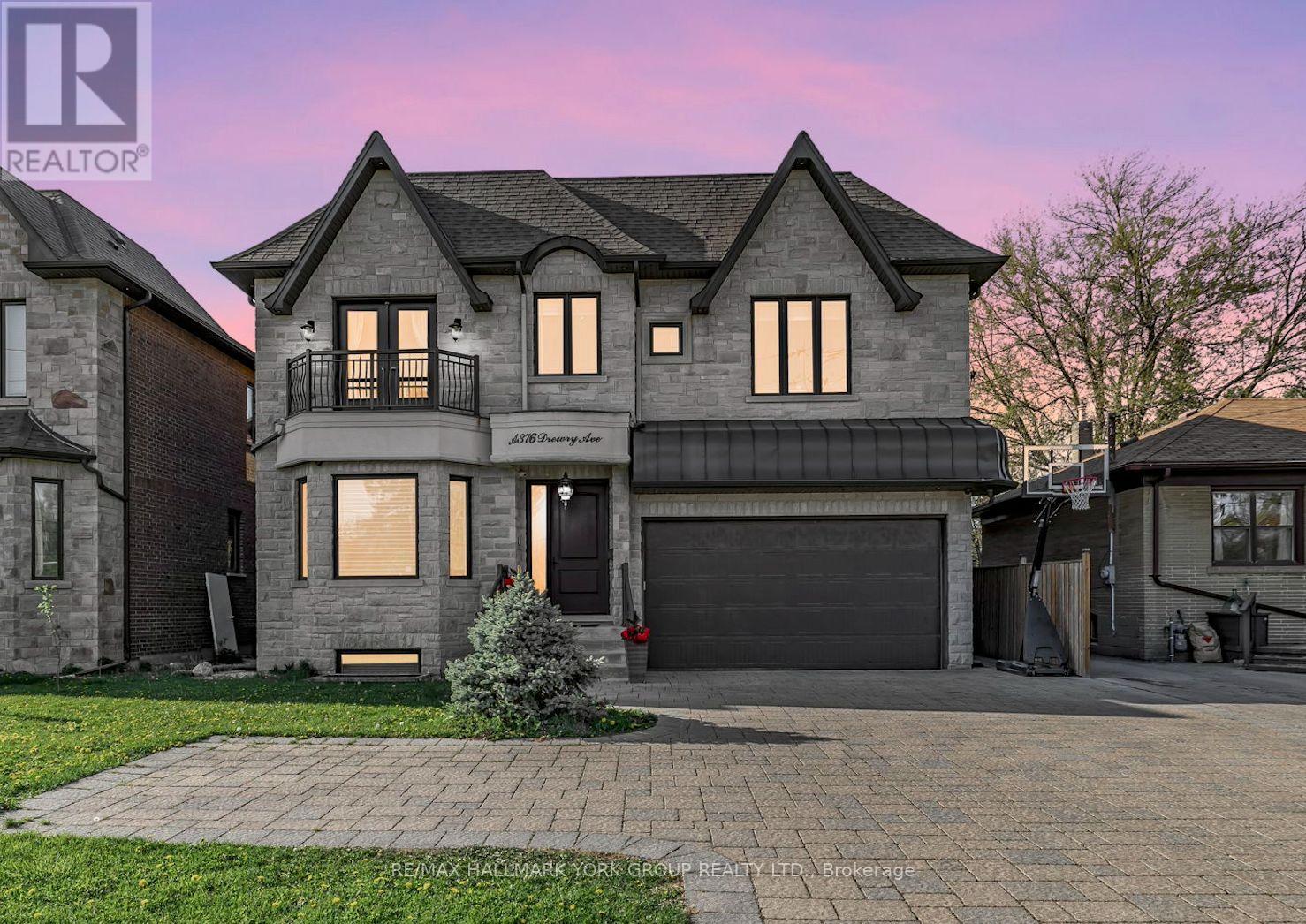 Photo 10 of 376 A Drewry Avenue, Toronto ON