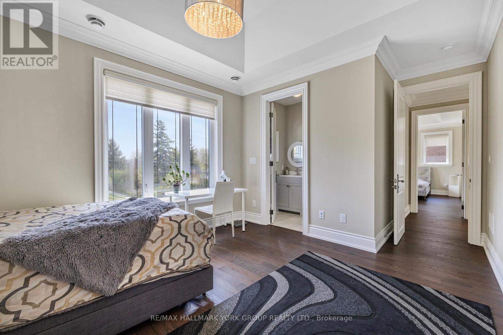 Photo 5 of 376 A Drewry Avenue, Toronto ON