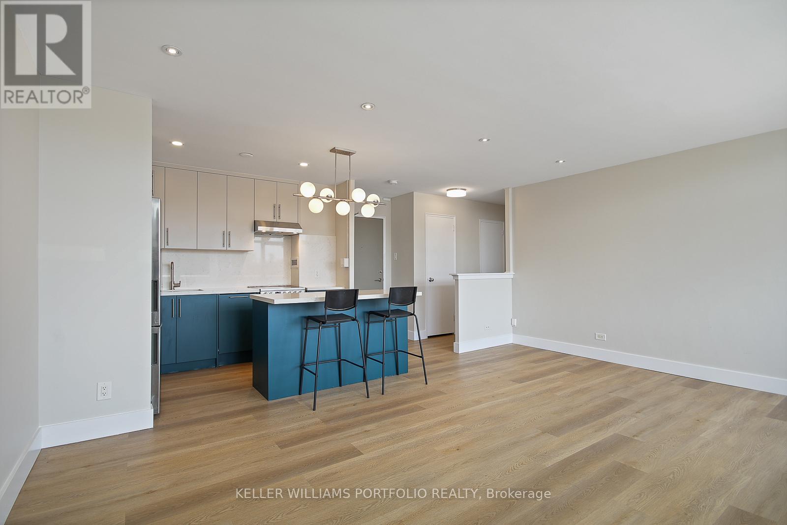 Photo 21 of 206 580 Christie Street, Toronto ON