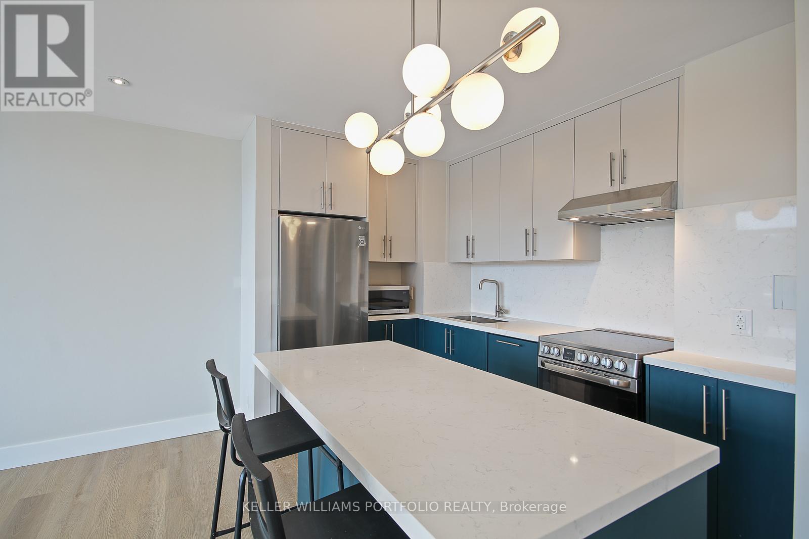 Photo 1 of 206 580 Christie Street, Toronto ON
