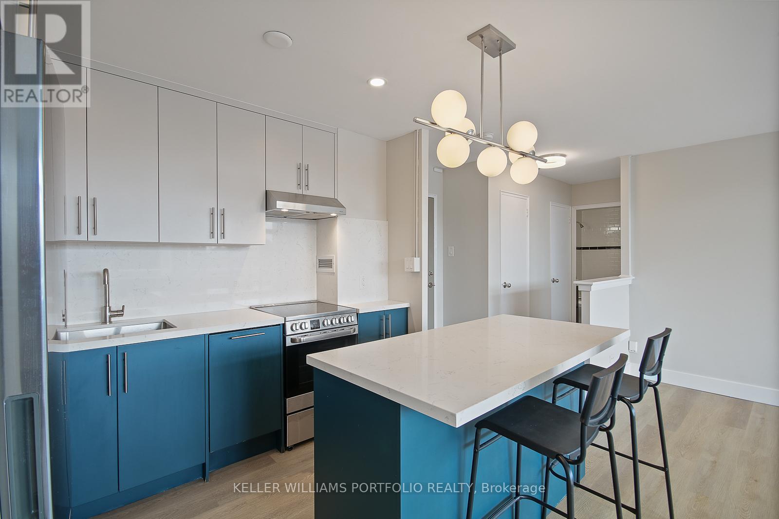 Photo 10 of 206 580 Christie Street, Toronto ON