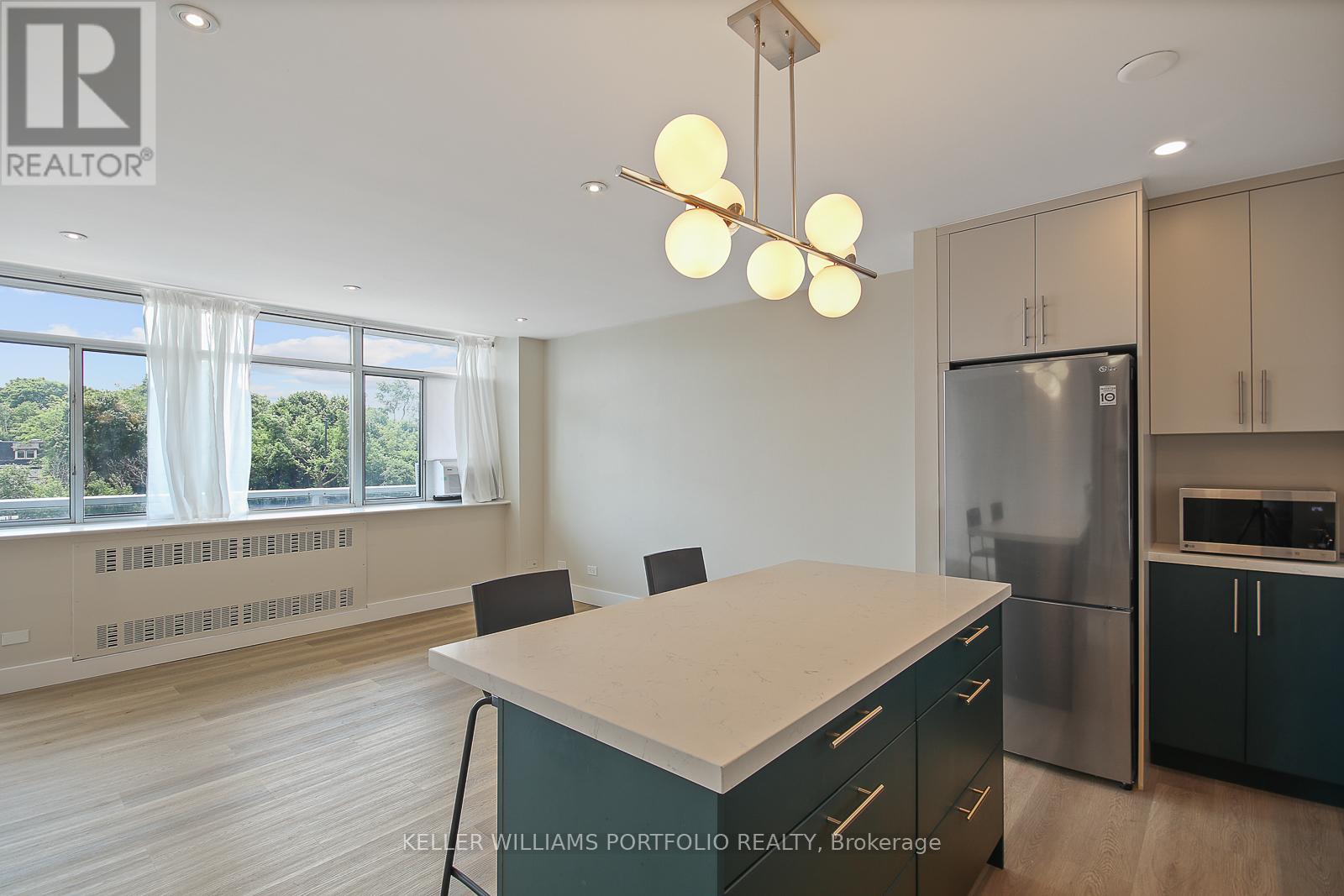 Photo 17 of 206 580 Christie Street, Toronto ON