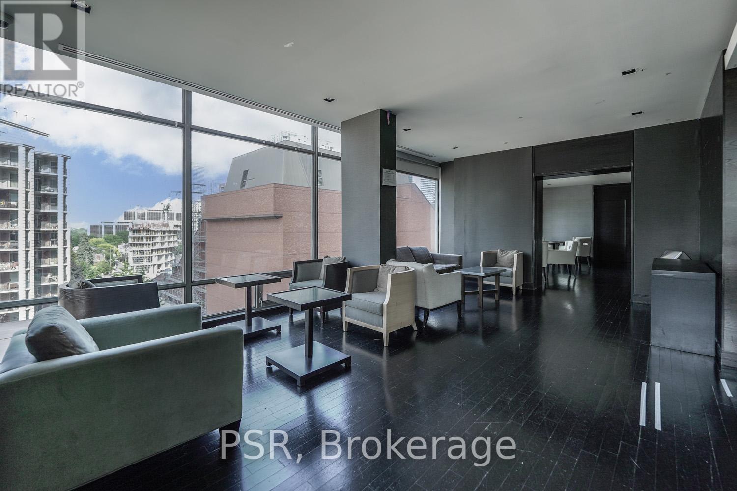 Photo 17 of 2103 18 Yorkville Avenue, Toronto ON