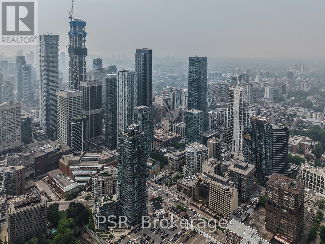 Photo 24 of 2103 18 Yorkville Avenue, Toronto ON
