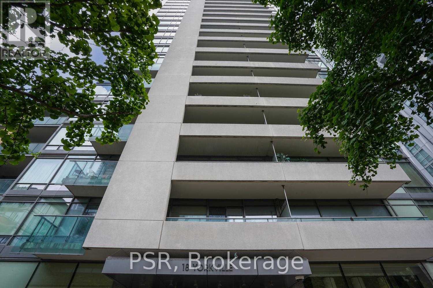 Photo 16 of 2103 18 Yorkville Avenue, Toronto ON