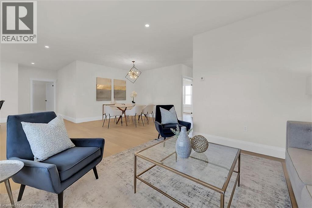 Photo 33 of 8184 Airport Road E, Hamilton ON