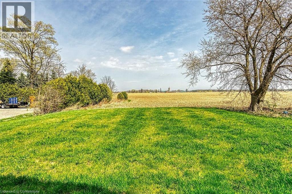 Photo 40 of 8184 Airport Road E, Hamilton ON