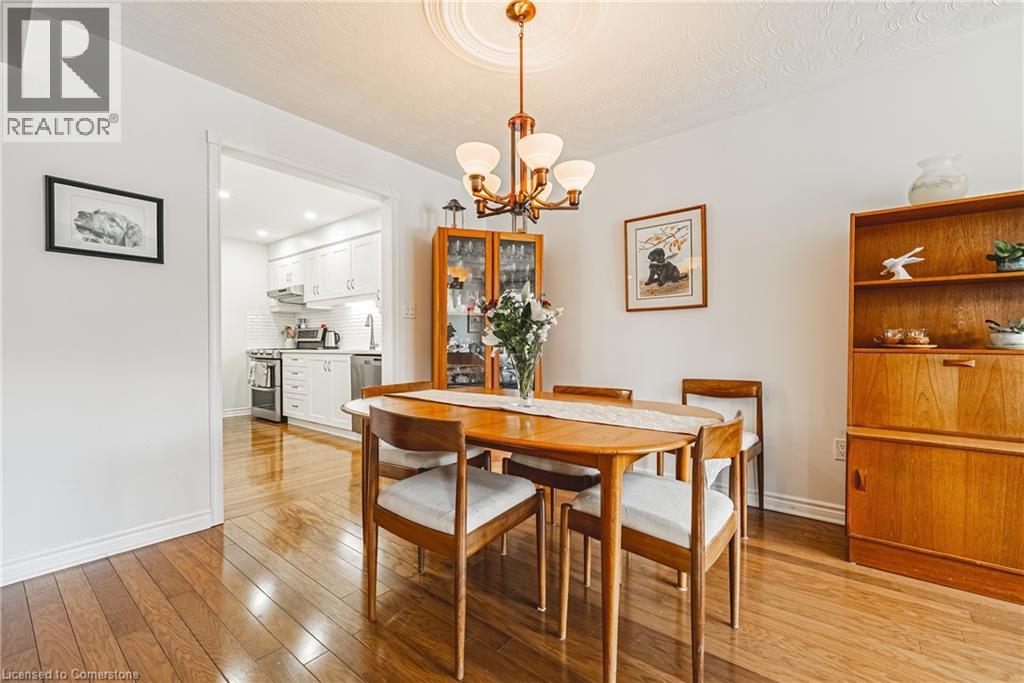 Photo 12 of 3050 Pinemeadow Drive Unit 6, Burlington ON