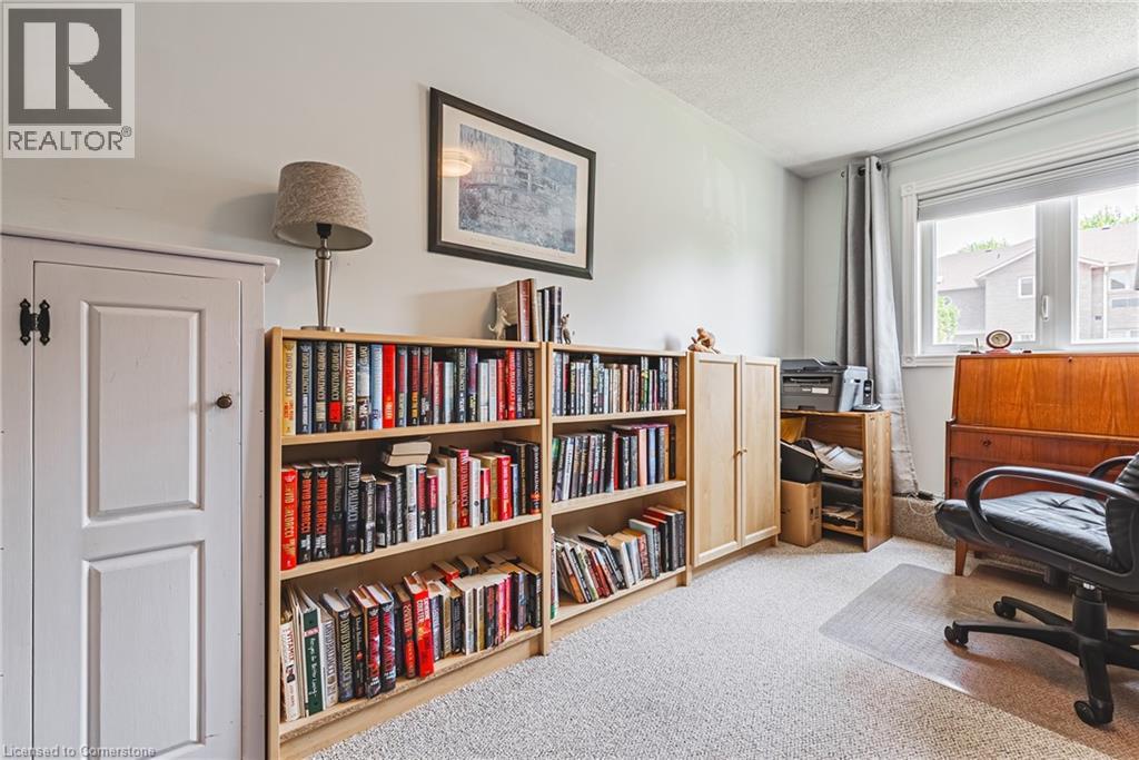 Photo 27 of 3050 Pinemeadow Drive Unit 6, Burlington ON