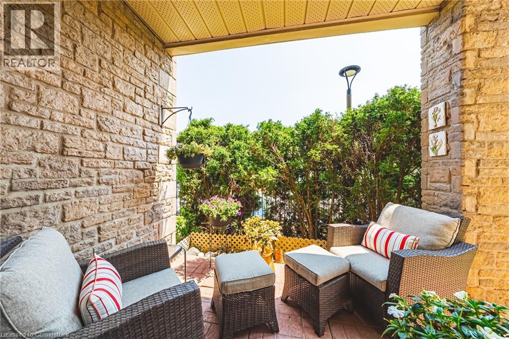 Photo 31 of 3050 Pinemeadow Drive Unit 6, Burlington ON