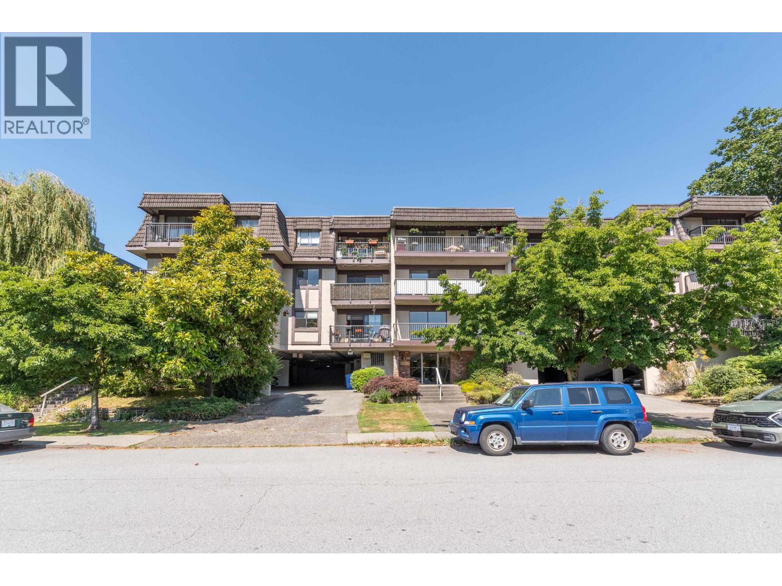 Photo 1 of 104 252 W 2nd Street, North Vancouver BC