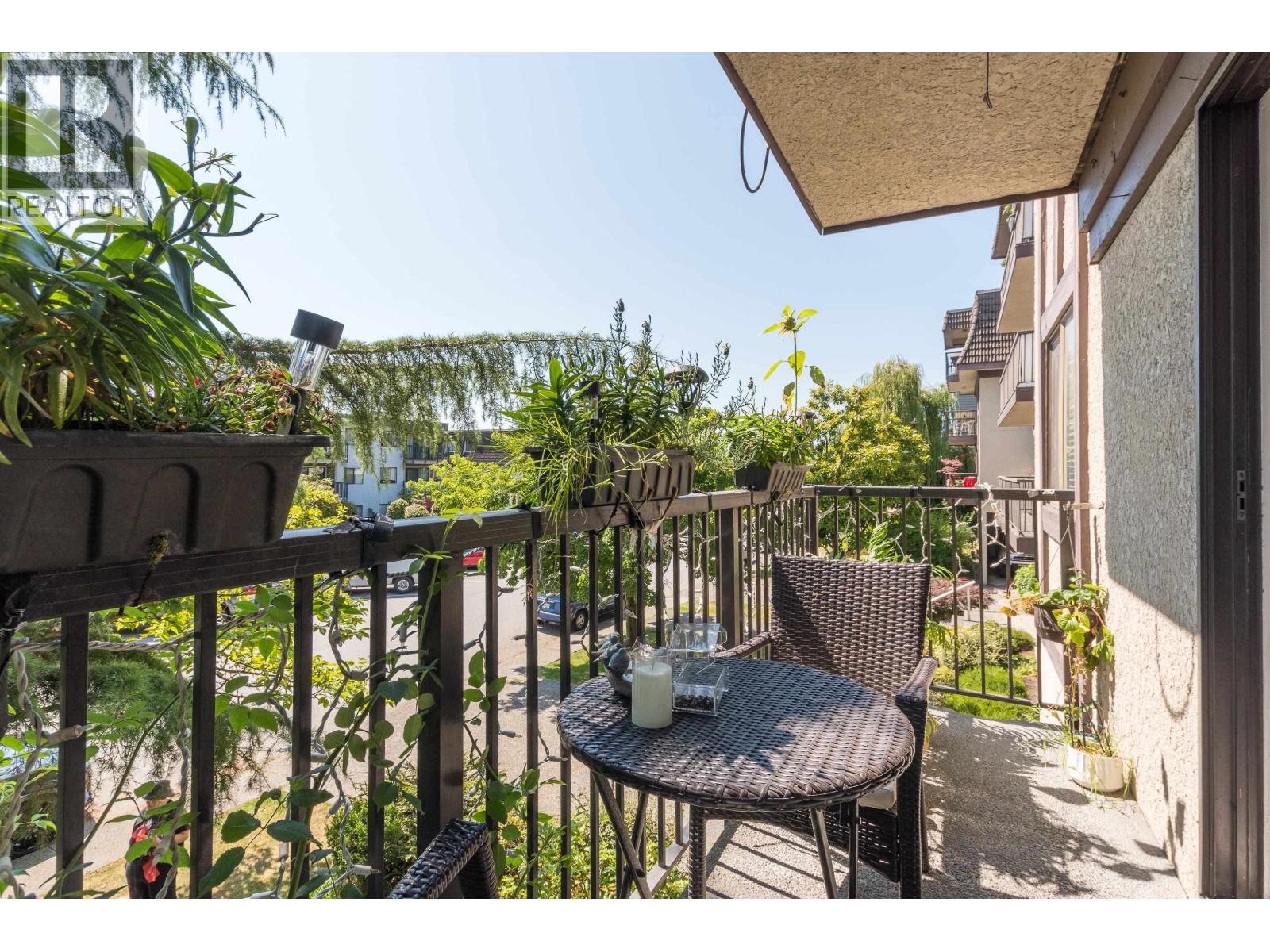 Photo 21 of 104 252 W 2nd Street, North Vancouver BC