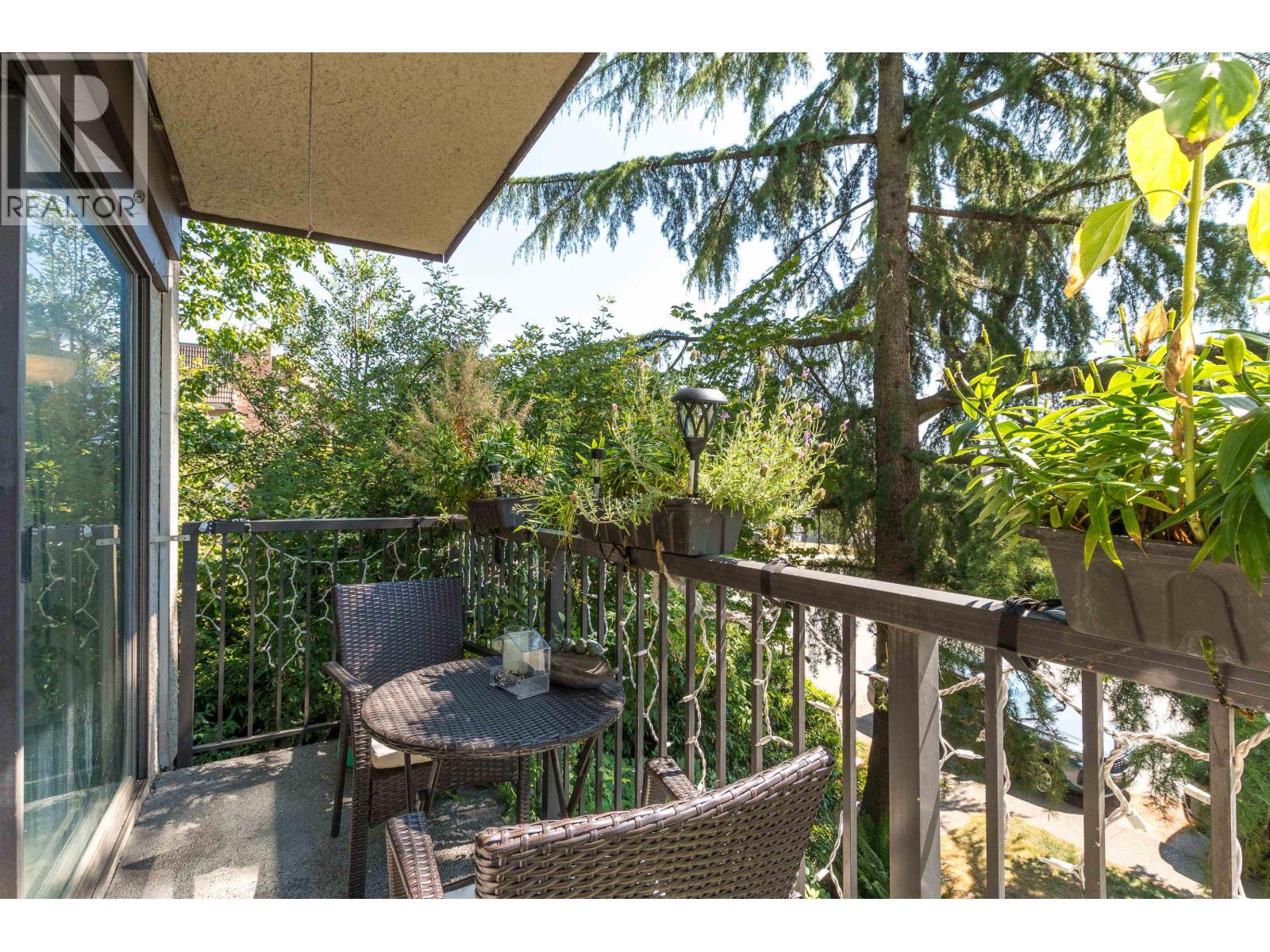 Photo 22 of 104 252 W 2nd Street, North Vancouver BC