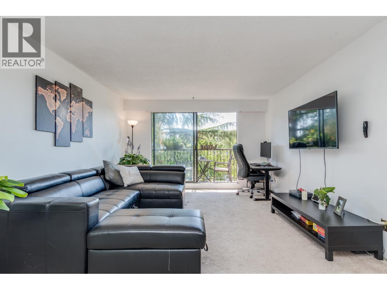 Photo 6 of 104 252 W 2nd Street, North Vancouver BC