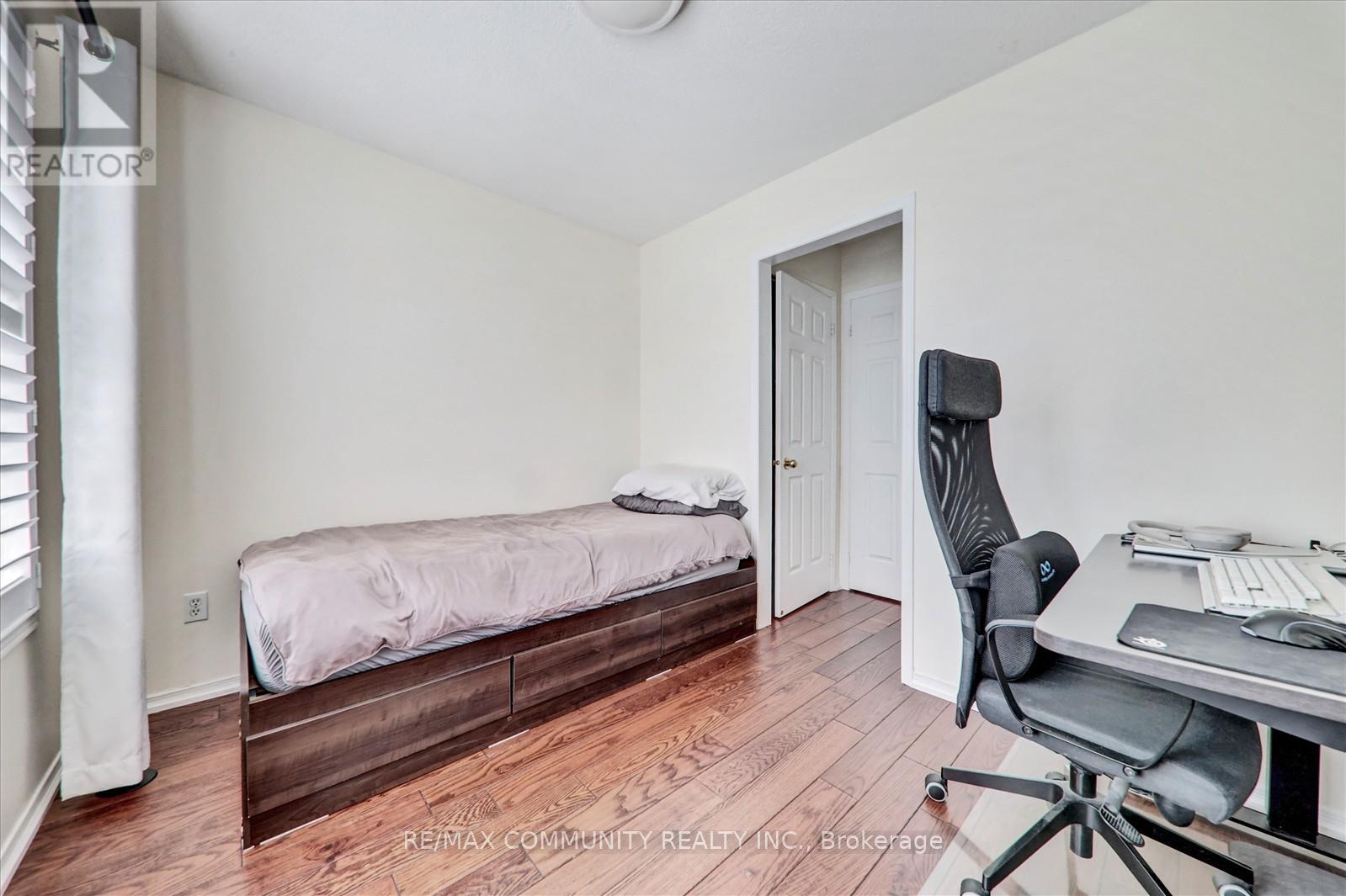 Photo 26 of 63 2758 Eglinton Avenue E, Toronto ON