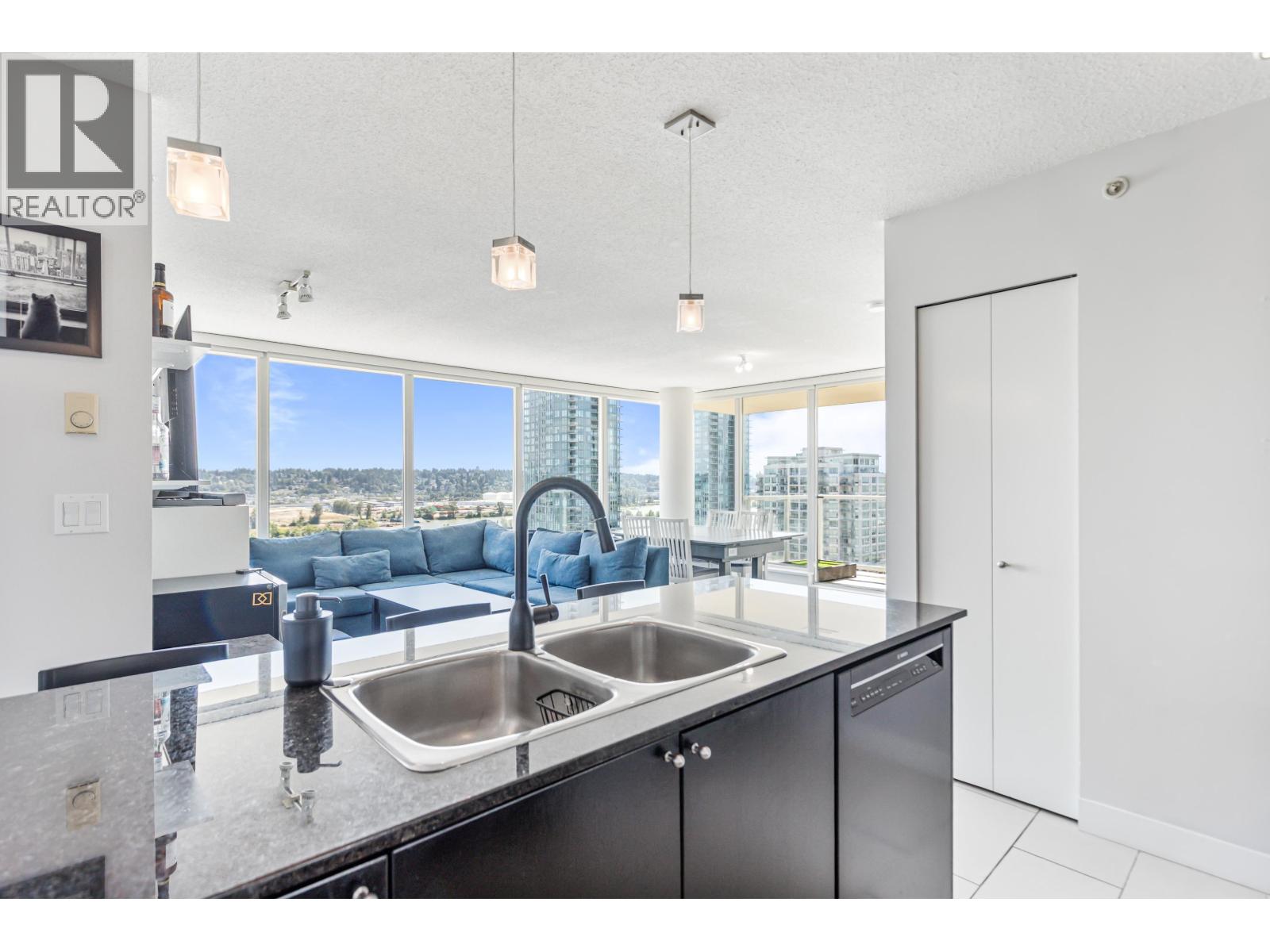 Photo 17 of 1405 39 Sixth Street, New Westminster BC