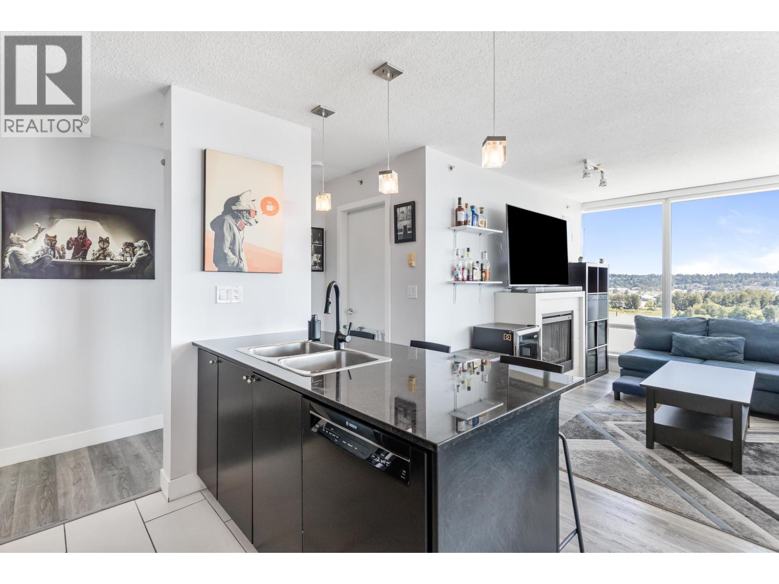 Photo 6 of 1405 39 Sixth Street, New Westminster BC