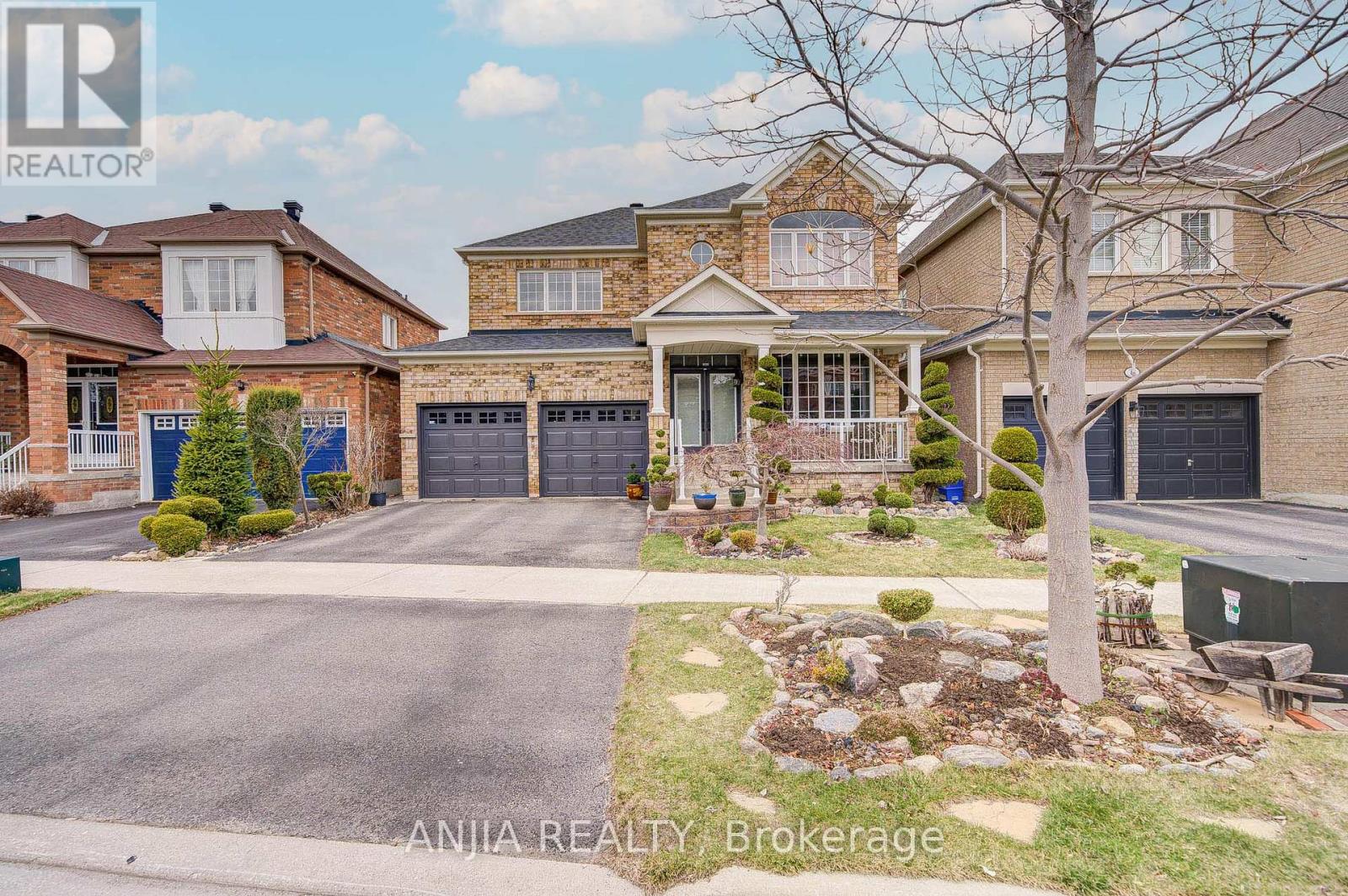 Photo 47 of 6 Linsmary Court, Markham ON