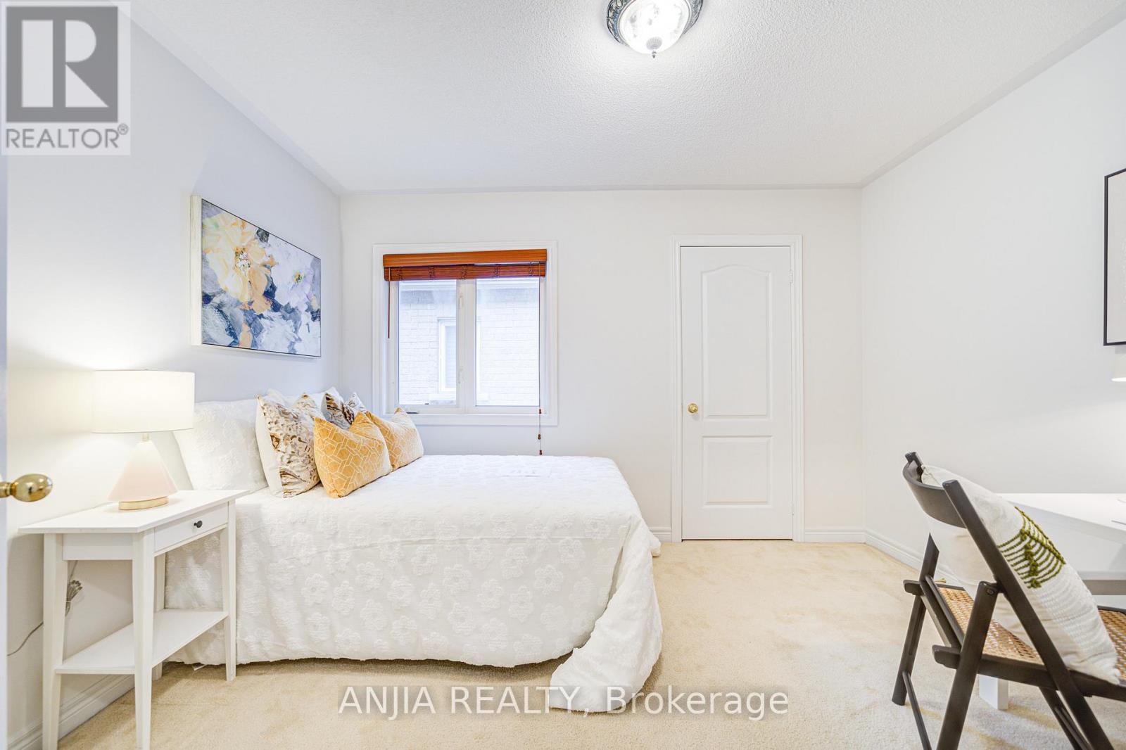 Photo 46 of 6 Linsmary Court, Markham ON