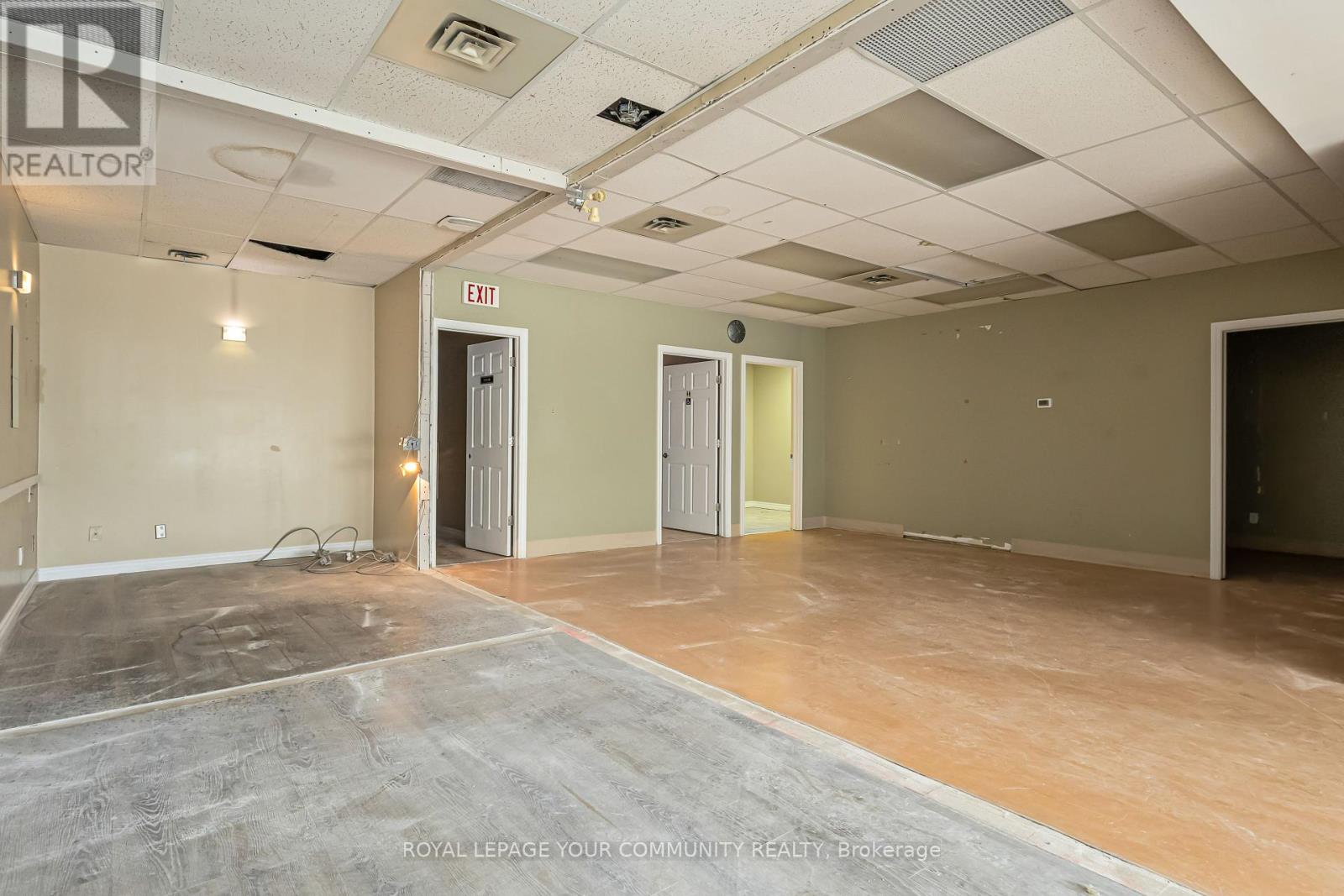Photo 18 of 8 2 Corby Road, Markham ON