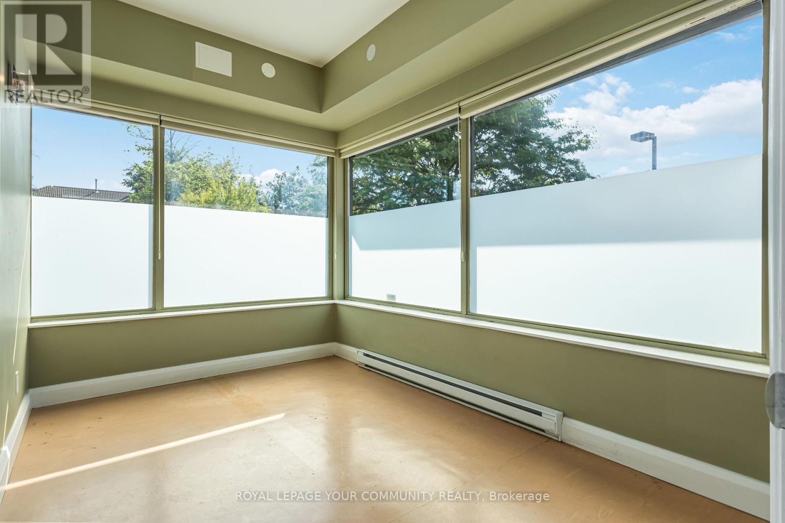 Photo 3 of 8 2 Corby Road, Markham ON