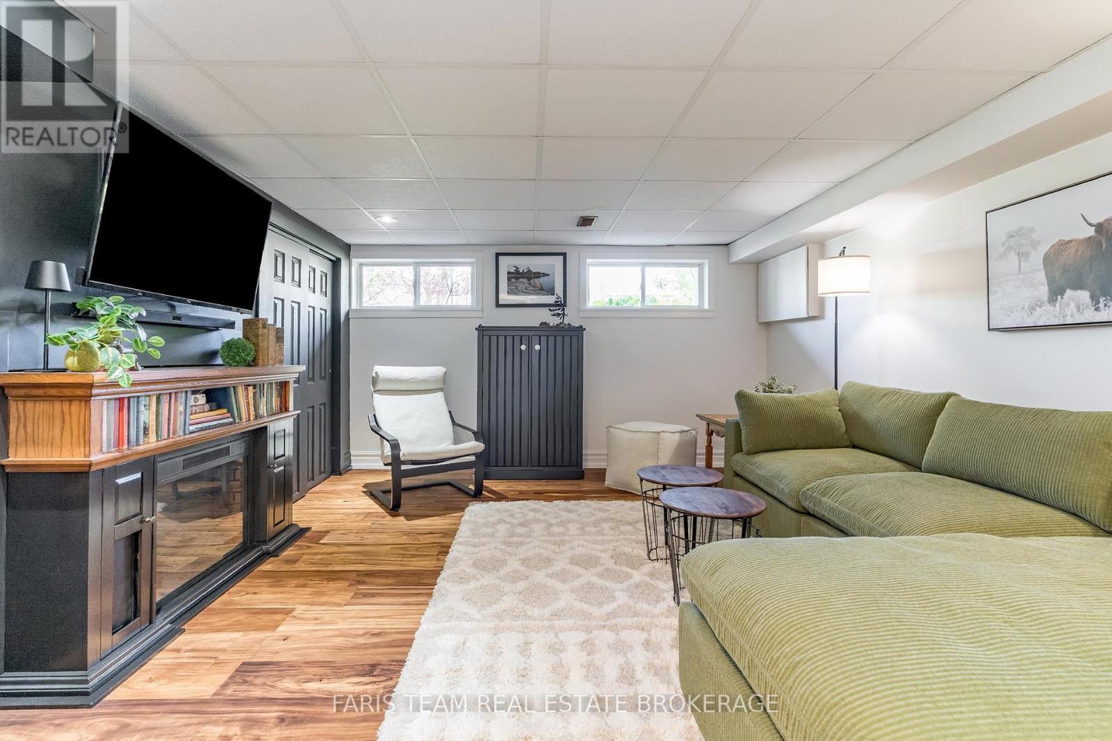Photo 25 of 550 Manly Street, Midland ON
